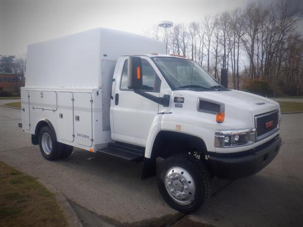 2006 GMC C5500 Workshop Service Truck Dually Diesel 4x4 image 5