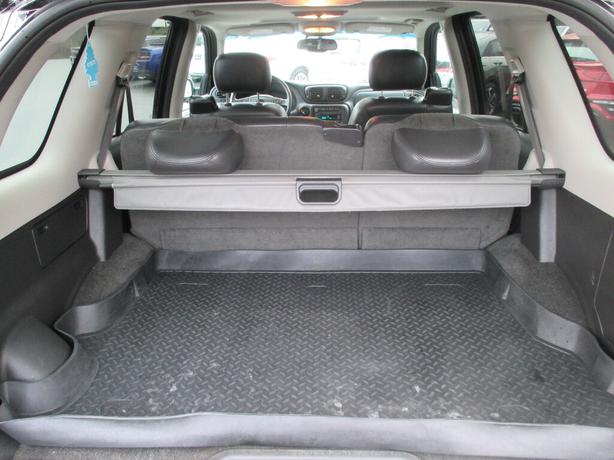 2009 Chevrolet TrailBlazer LT - Leather, Sunroof, Heated Seats, 4WD image 7