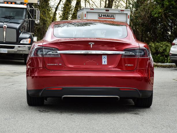 2016 Tesla Model S P90D - Black Interior, PST Exempt! image 4