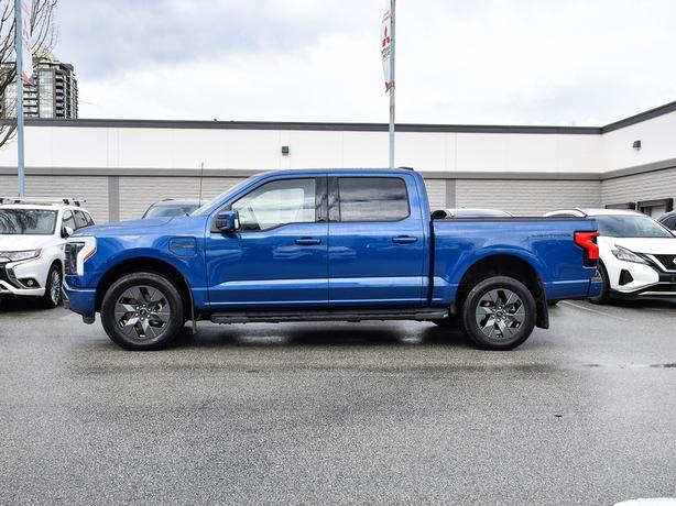 2022 Ford F-150 Lightning Lariat - Leather, Extended Range, PST Exempt! image 3