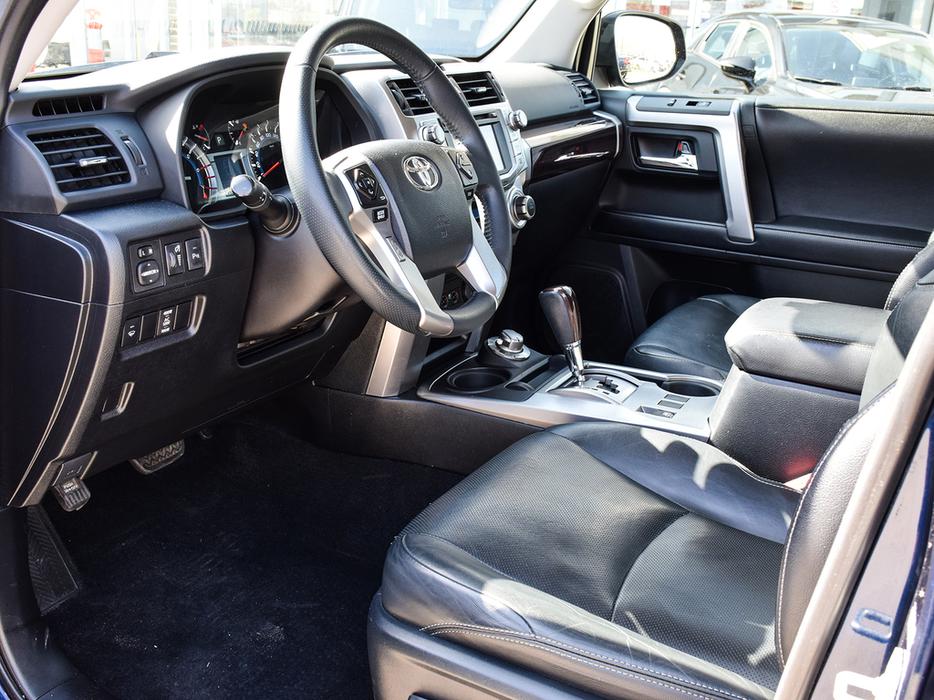 2019 Toyota 4Runner Limited - Leather, Navigation, Sunroof, 7 Seater display photo