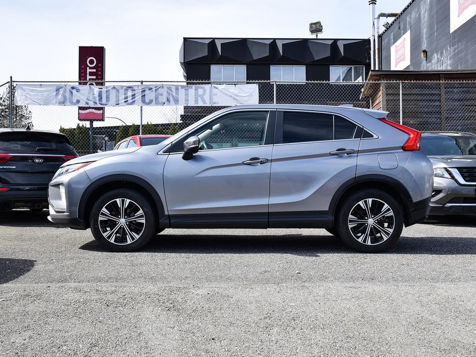 2020 Mitsubishi Eclipse Cross SE - Heated Seats, No Accidents, One Owner display photo