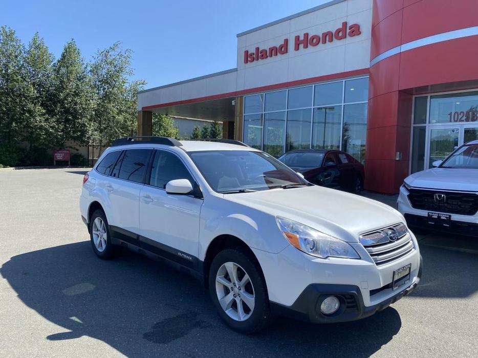 2014 Subaru Outback 2.5i Premium display photo