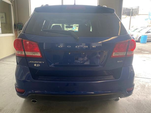 2012 Dodge Journey SXT, No accident, Local island image 6