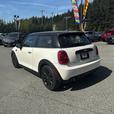 2016 MINI Cooper thumbnail image 3