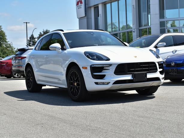 2017 Porsche Macan GTS - Red Interior, No Accidents, Ventilated Seats image 6