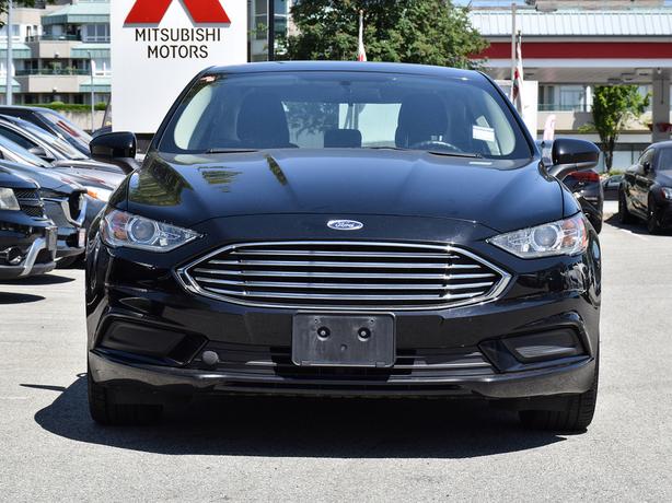 2018 Ford Fusion SE - Heated Seats, BlueTooth, No Accidents image 6