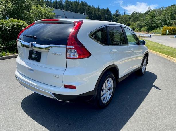 2015 Honda CR-V SE image 4