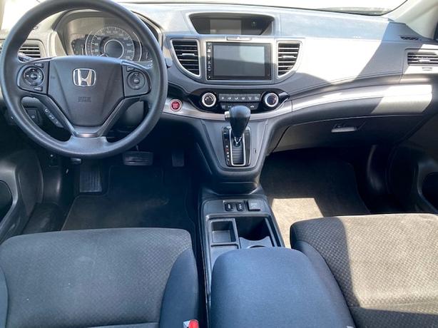 2015 Honda CR-V SE image 8