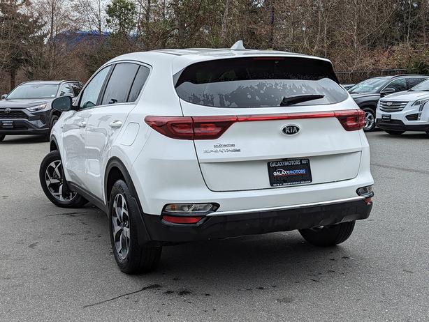 2022 Kia Sportage LX - Heated Seats, AWD, Backup Camera image 8
