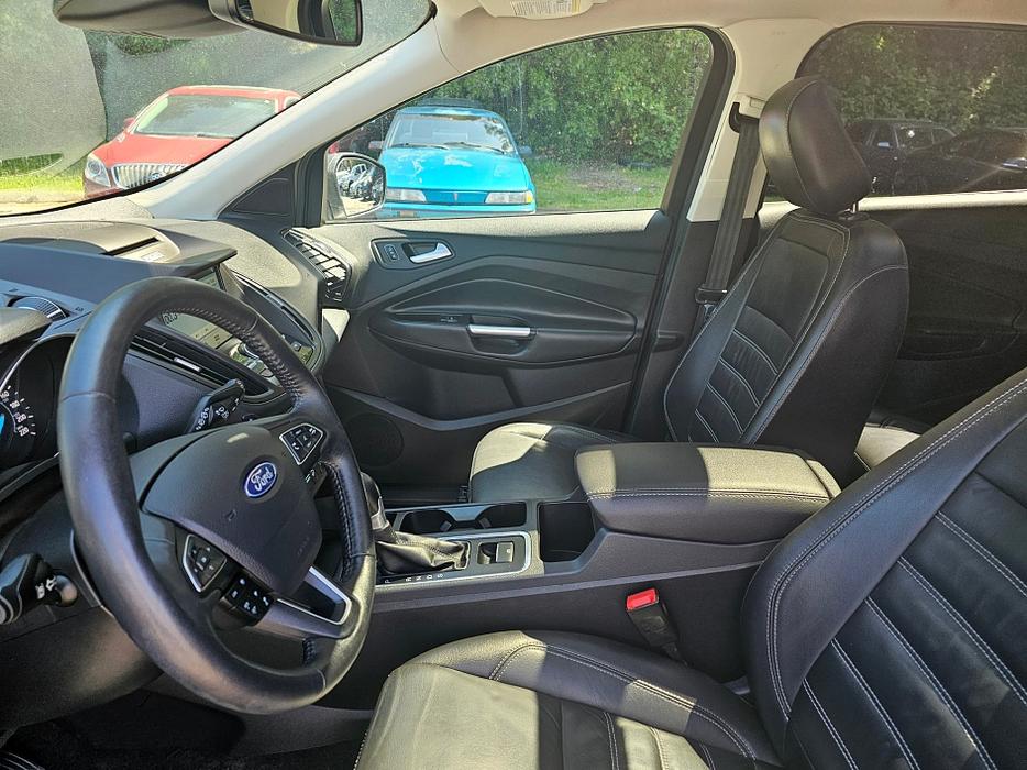 2018 Ford Escape Titanium display photo