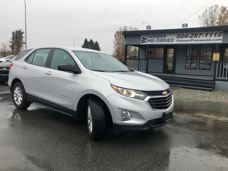 2020 Chevrolet Equinox LS display photo