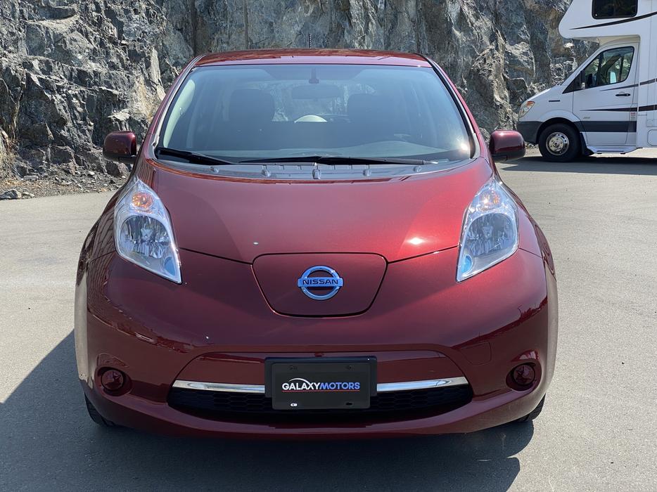 2017 Nissan LEAF S FWD-AM/FM/In-Dash 1CD/M,Auto Climate,Heated Seat display photo
