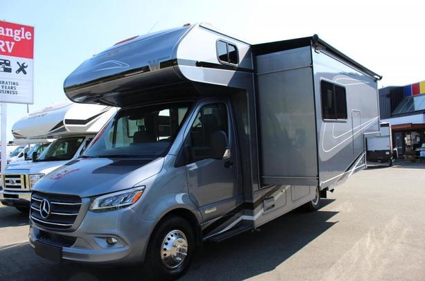 2020 WINNEBAGO PORTO 24P #C25026 image 8