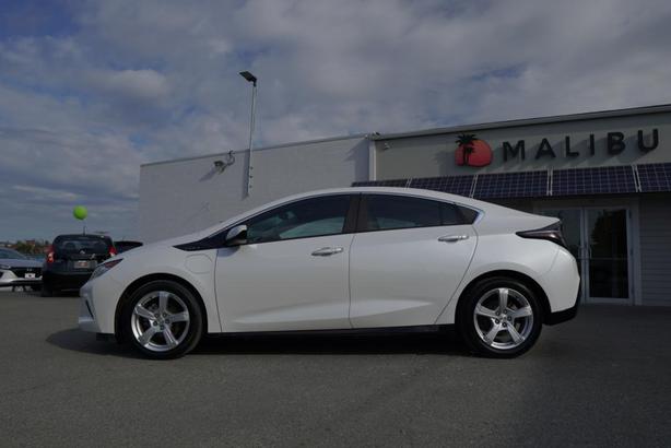 2017 Chevrolet Volt Hatchback LT - ONE OWNER - NO ACCIDENTS image 4