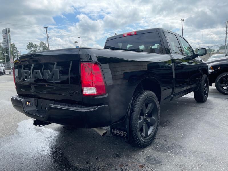 2021 RAM 1500 Classic Express display photo