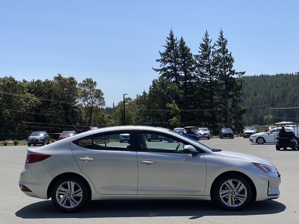 2020 Hyundai Elantra Preferred FWD-AppLink,Back Up Cam,Heated Seats/SW image 3