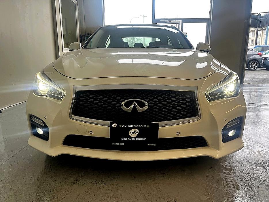 2017 Infiniti Q50 Red Sport 400, AWD, no accidents, local victoria display photo