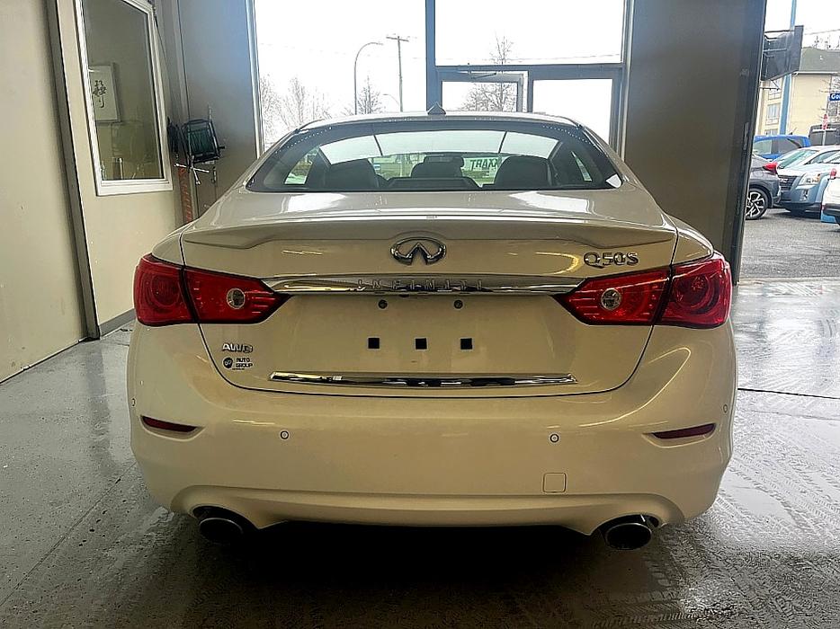 2017 Infiniti Q50 Red Sport 400, AWD, no accidents, local victoria display photo