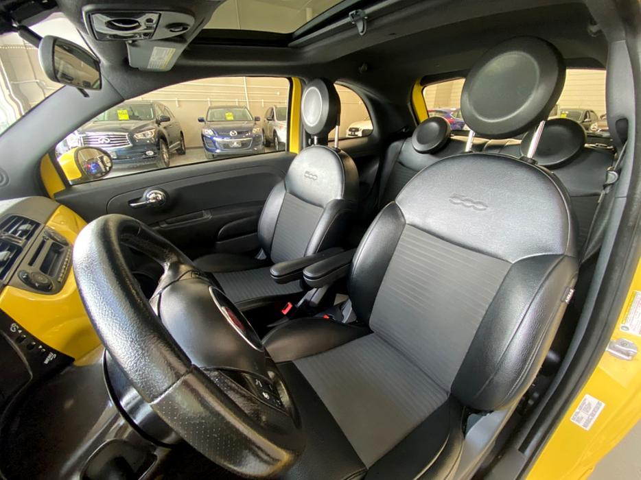 2014 Fiat 500 Sport, No accidents, 1 owner, Local Victoria, Low KM! display photo