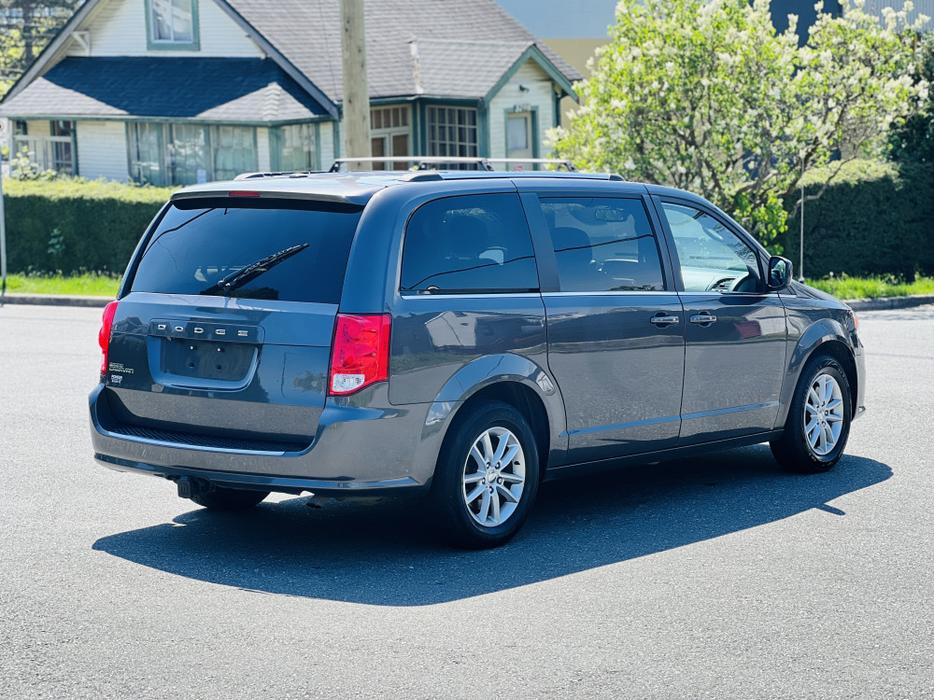 2019 Dodge Grand Caravan SE display photo