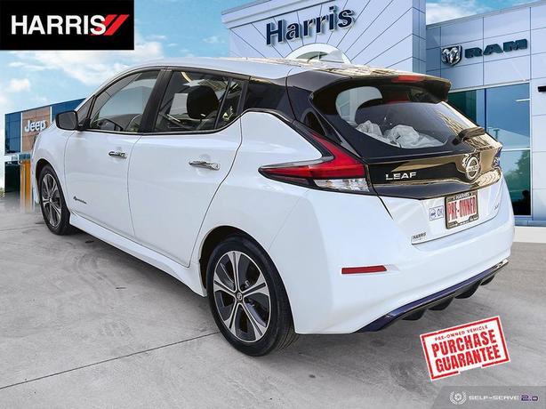 2019 NISSAN LEAF SV Hatchback image 6