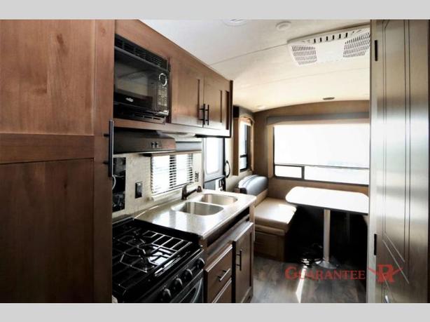 Used 2019 Outdoors RV Creek Side Mountain Series 21RD image 6