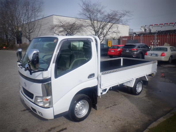 2006 Toyota Dyna Dually Pick Up Truck Right Hand Drive image 1
