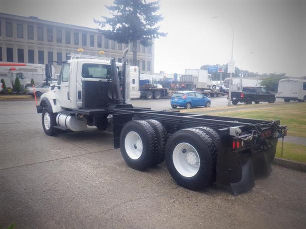 2012 International 7400 Cab and Chassis Air Brakes Dually Diesel image 7