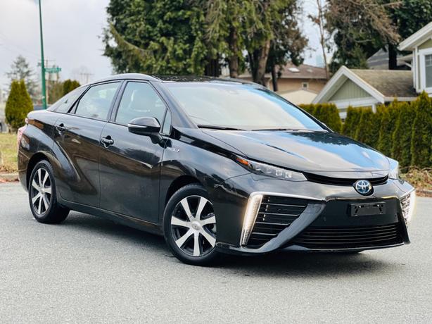 2019 Toyota Mirai Hydrogen Hybrid image 1