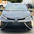 2019 Toyota Mirai Hydrogen Hybrid thumbnail image 2