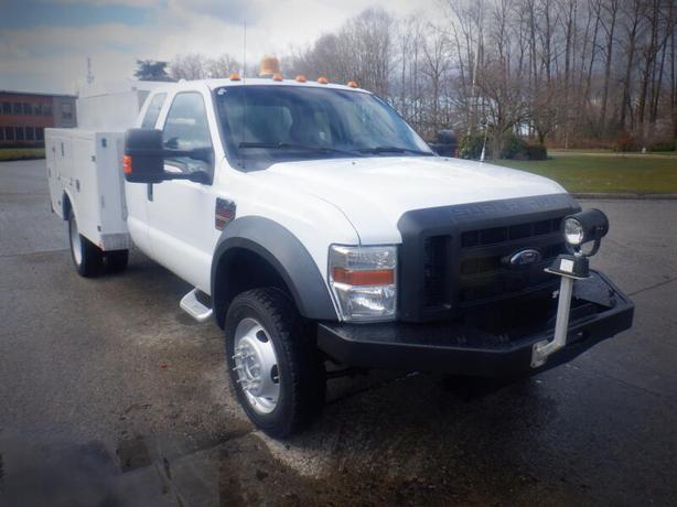 2010 Ford F-450 SD Service Truck  4WD Diesel image 4