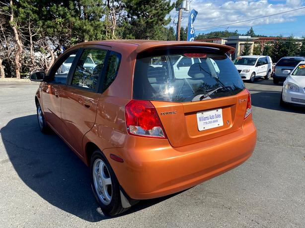 2005 Pontiac Wave Automatic Cold AC Sunroof image 8