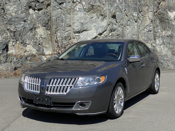 2010 Lincoln MKZ AWD-SIRIUS,Compass,Keyless Entry,Dual Zone A/C image 1