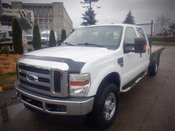 2008 Ford F-350 SD Crew Cab 9 Foot Flat Deck 4WD image 2