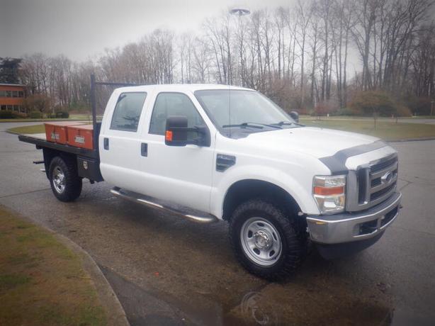 2008 Ford F-350 SD Crew Cab 9 Foot Flat Deck 4WD image 5