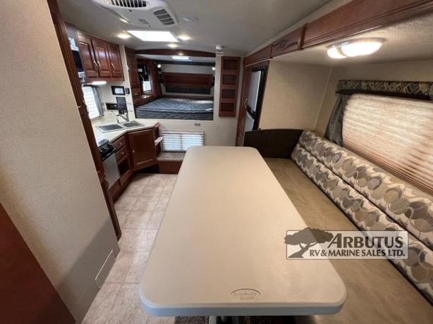 Used 2017 Arctic Fox 1150 image 5