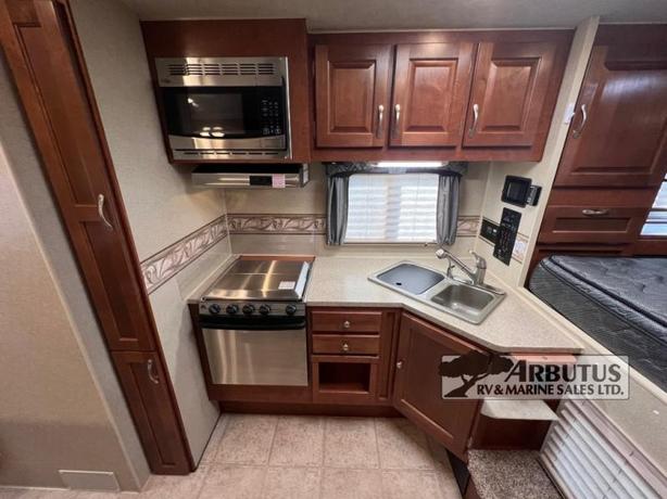 Used 2017 Arctic Fox 1150 image 7