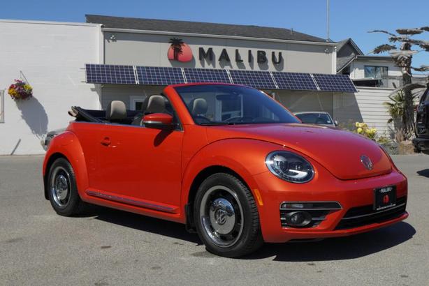 2018 Volkswagen Beetle Convertible Coast Auto - NO ACCIDENTS / ONE OWNER image 1