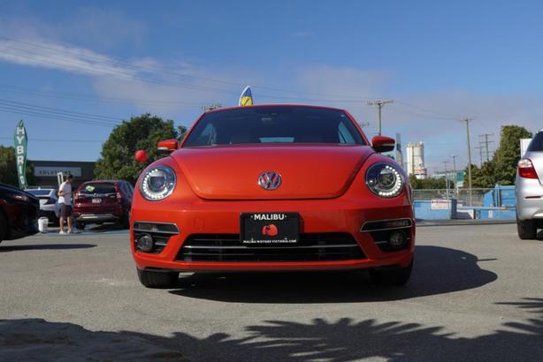 2018 Volkswagen Beetle Convertible Coast Auto - NO ACCIDENTS / ONE OWNER image 2