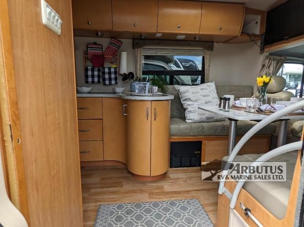 Used 2007 Leisure Travel Freedom II Serenity image 8
