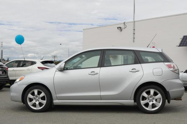 2005 Toyota Matrix 5dr Wgn XR Auto image 4