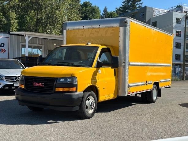 2020 GMC Savana image 5