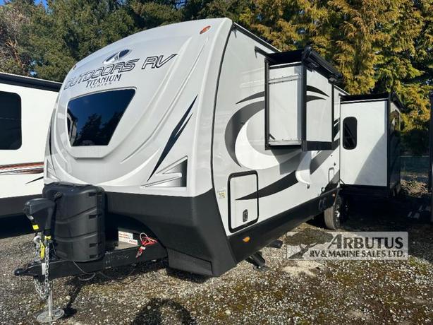 Used 2022 Outdoors RV Black Stone Titanium Series 250RDS image 2