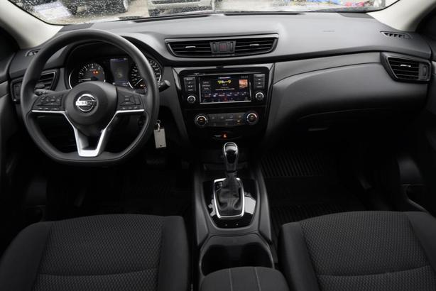 2019 Nissan Qashqai FWD S CVT - NO ACCIDENTS / BC VEHICLE image 6