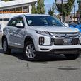 2023 Mitsubishi RVR thumbnail image 3