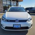 2016 Volkswagen E-Golf e-Golf SE - Heated Seats, Rearview Camera thumbnail image 2