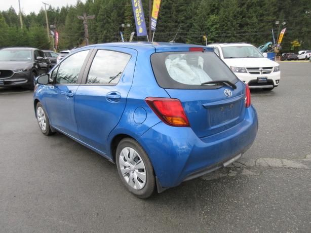 2015 Toyota Yaris image 2