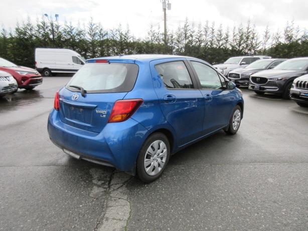 2015 Toyota Yaris image 3