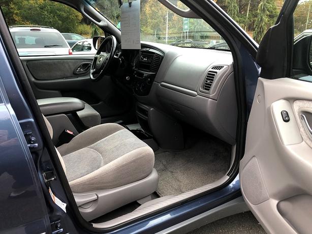 2001 Mazda Tribute LX 162K AWD SUN ROOF image 3
